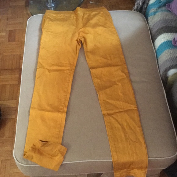 Pants - Picture 14 of 16